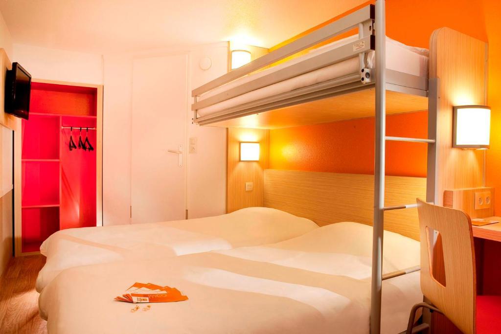 Premiere Classe Reims Sud - Bezannes Номер фото